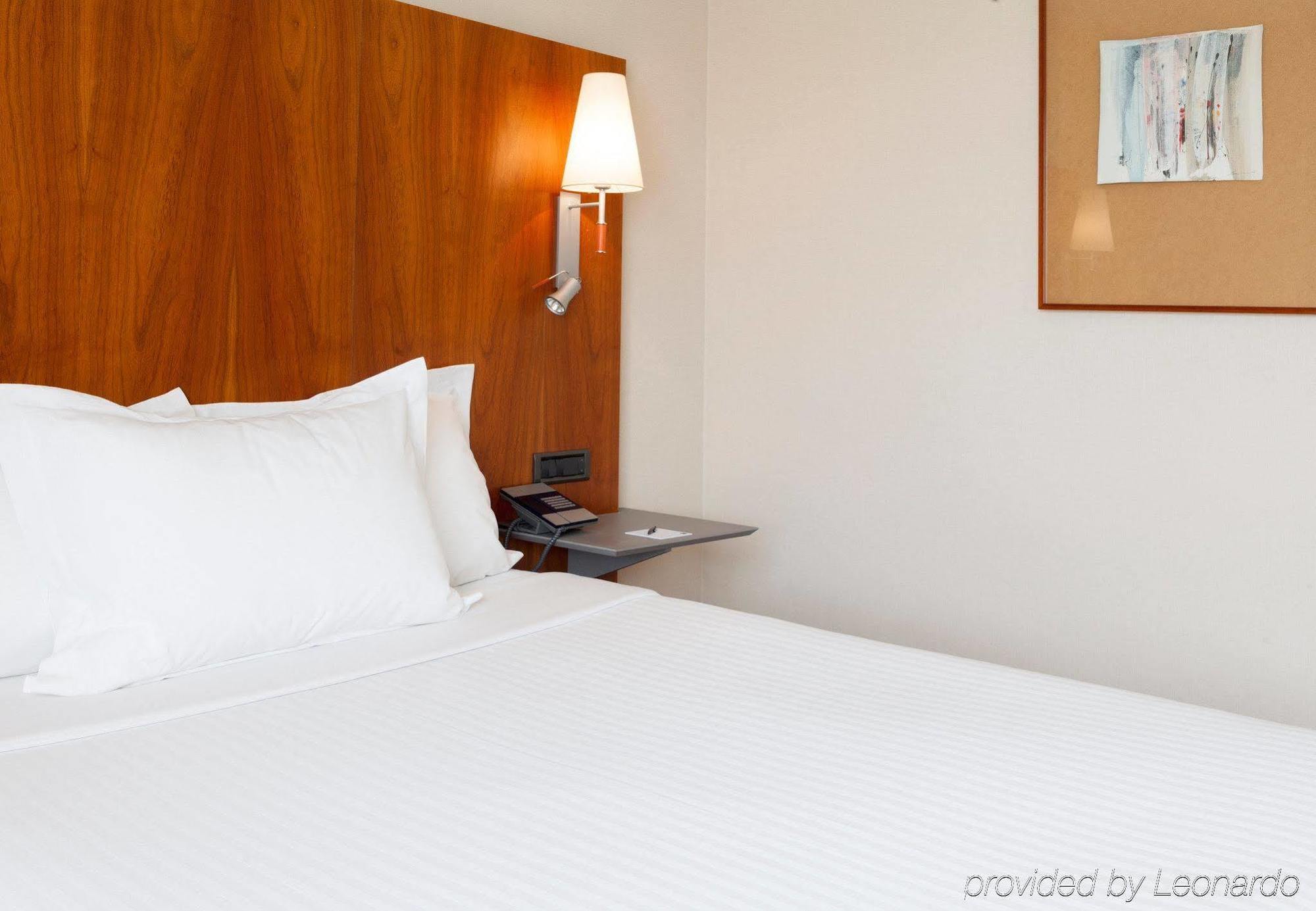 Ac Hotel Ciudad De Pamplona Dış mekan fotoğraf
