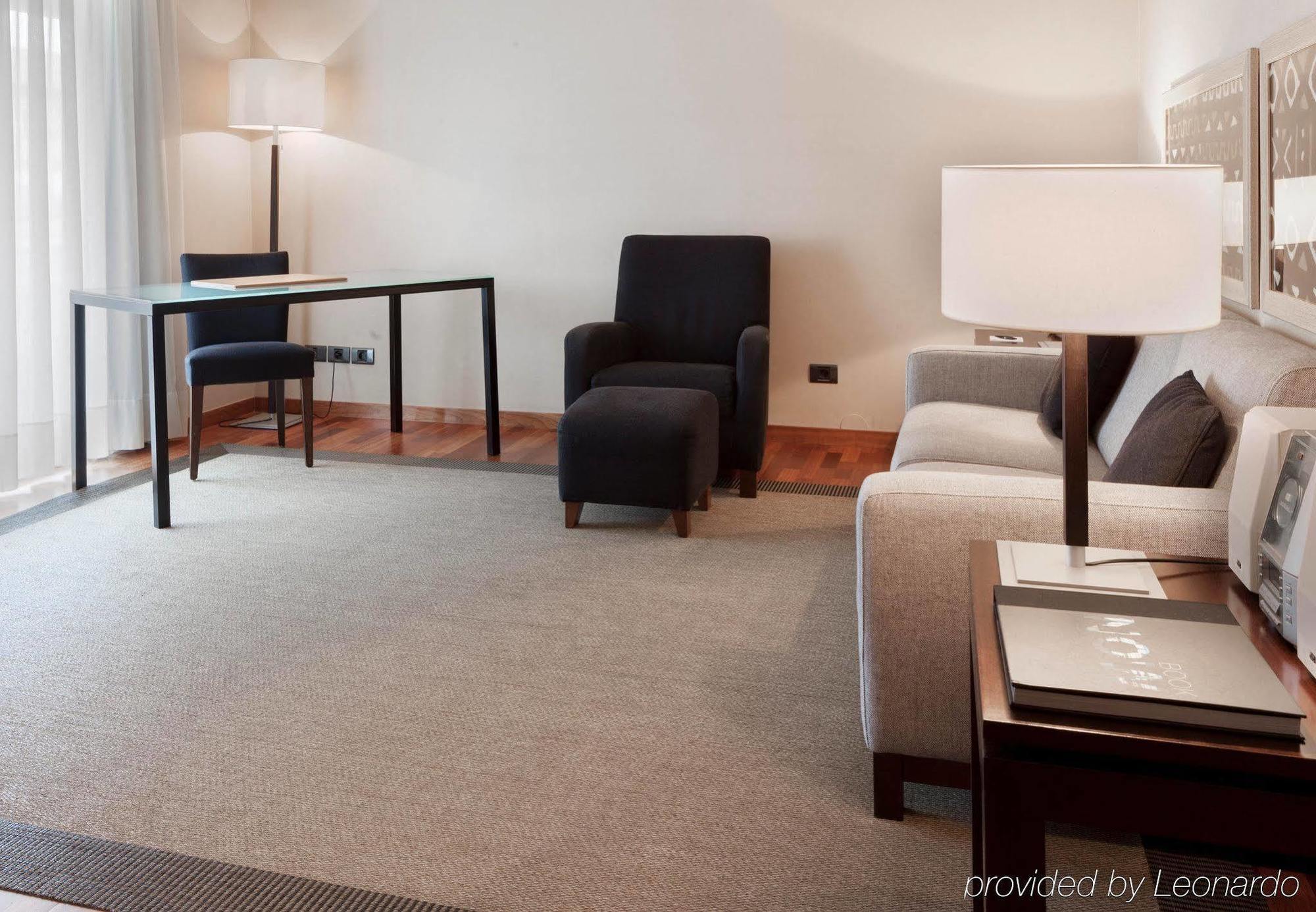 Ac Hotel Ciudad De Pamplona Dış mekan fotoğraf